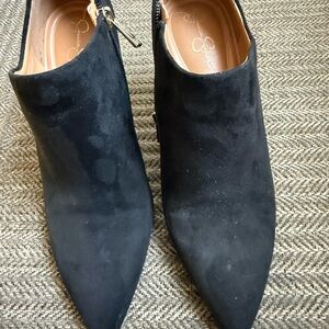 Jessica Simpson Black Suede Ankle Booties